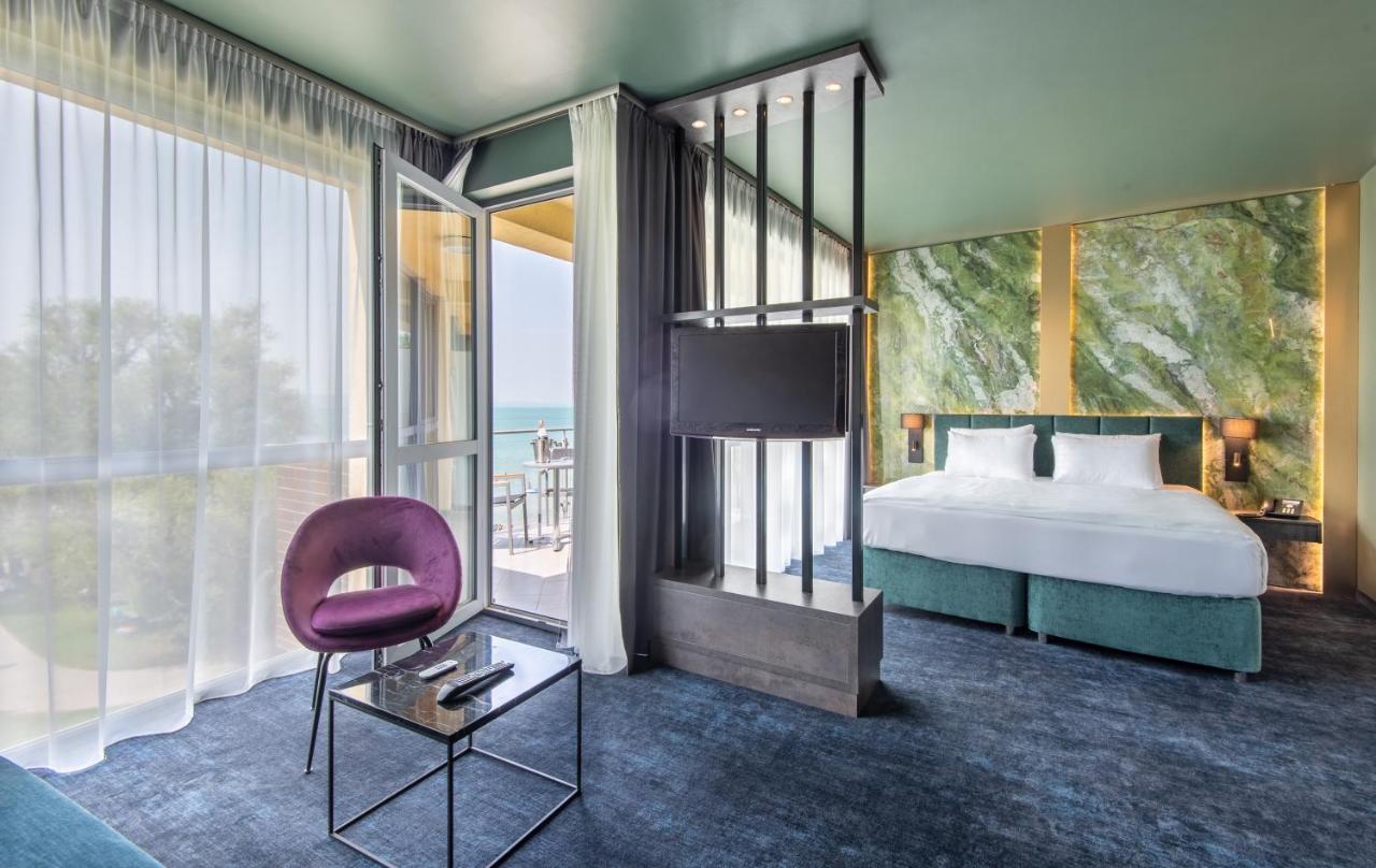 Hotel Azur Premium Siófok Eksteriør billede