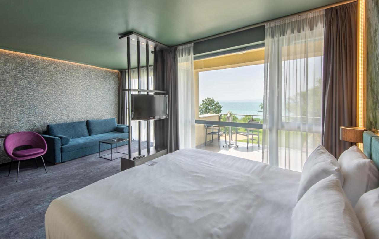 Hotel Azur Premium Siófok Eksteriør billede
