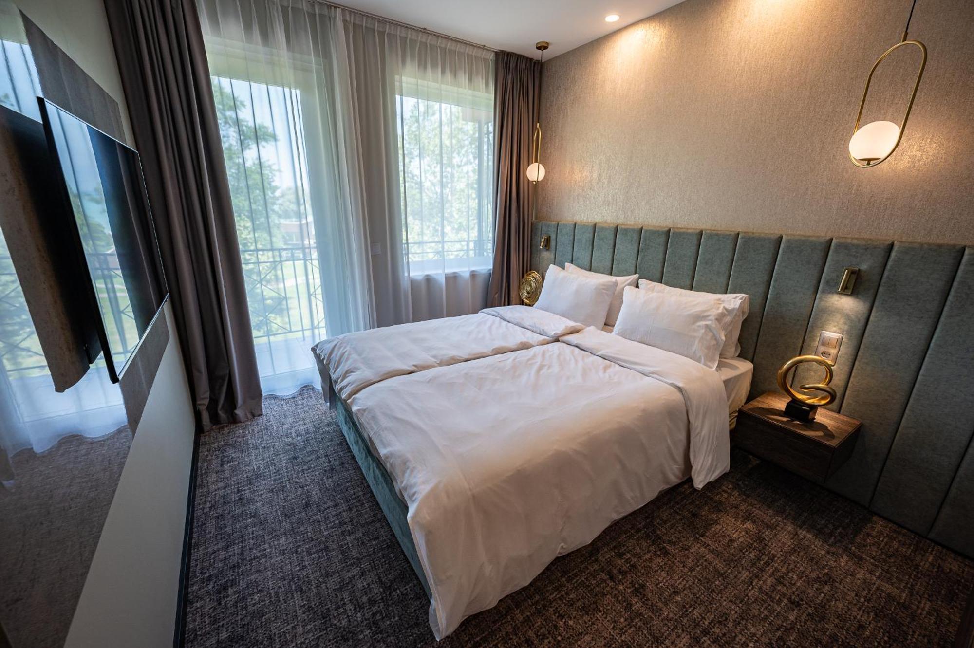 Hotel Azur Premium Siófok Eksteriør billede
