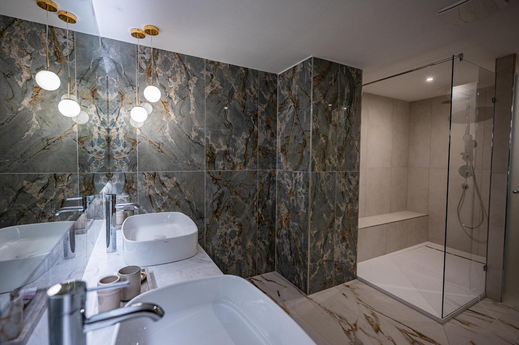 Hotel Azur Premium Siófok Eksteriør billede