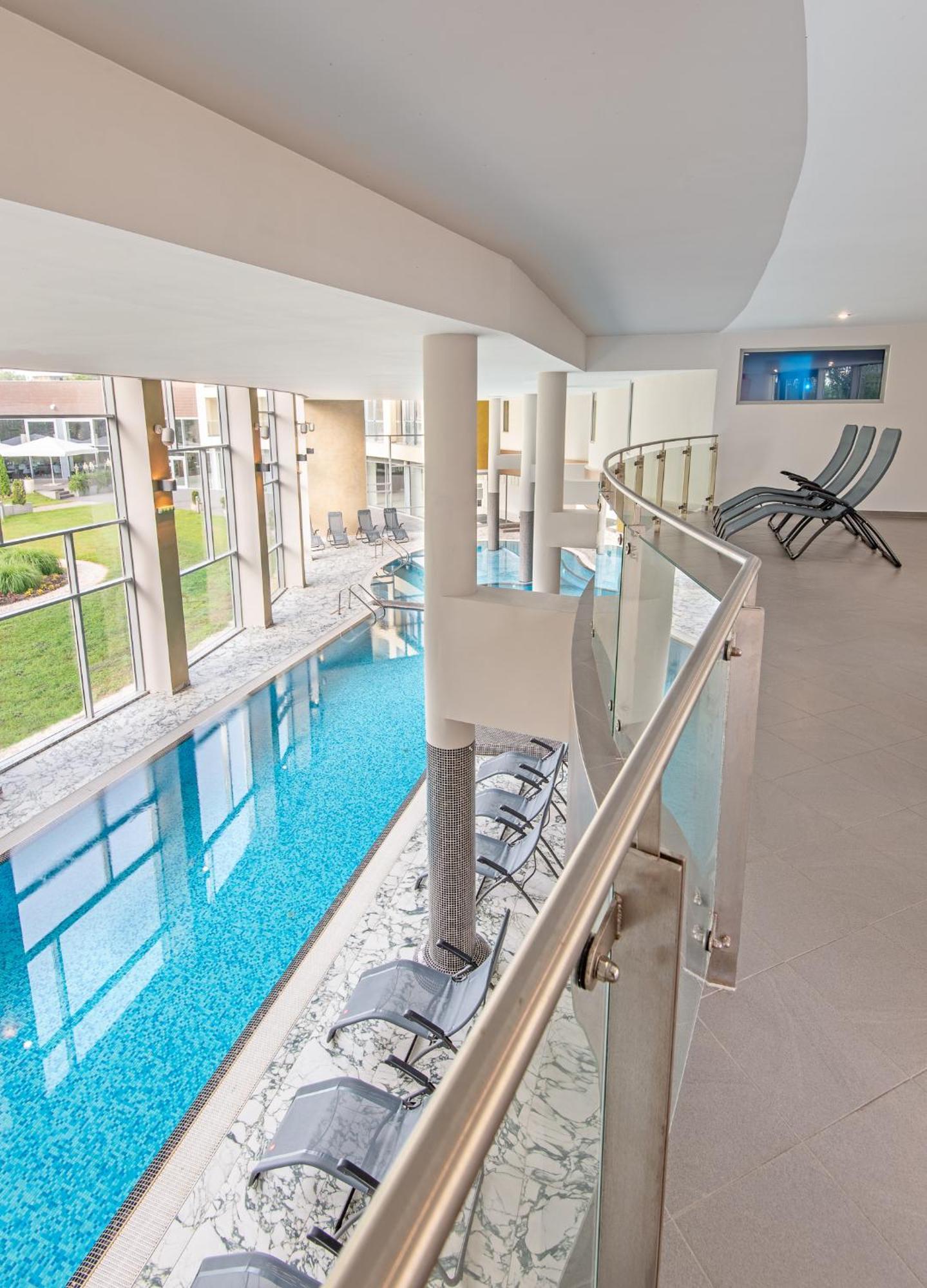 Hotel Azur Premium Siófok Eksteriør billede
