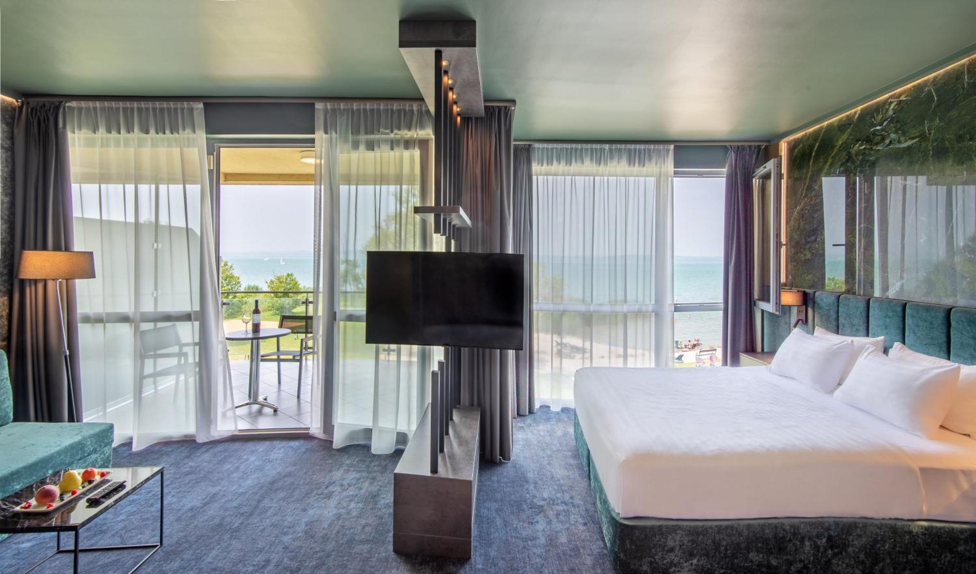 Hotel Azur Premium Siófok Eksteriør billede