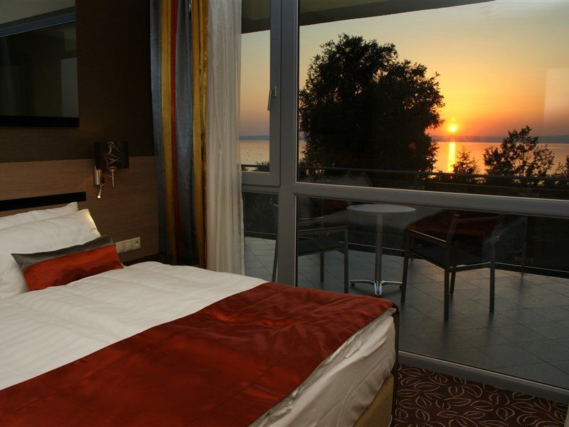 Hotel Azur Premium Siófok Eksteriør billede